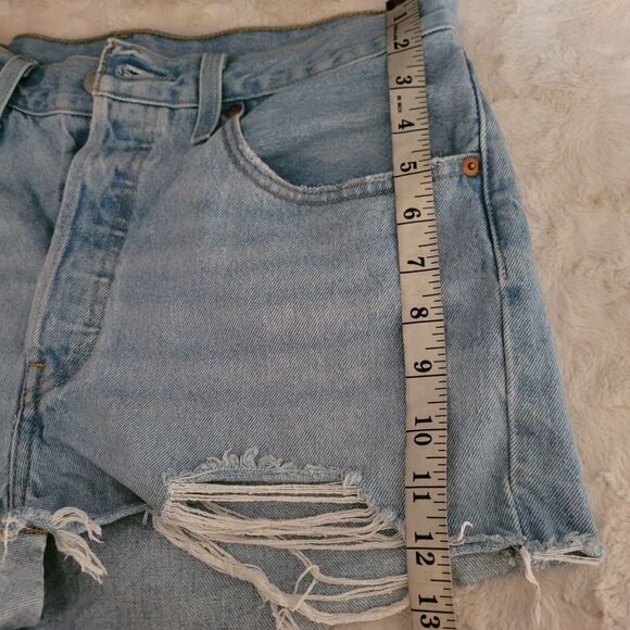 Levis Shorts Womens 31 Blue 501 Jean Cutoff Button Fly Distressed Premium Summer - Picture 7 of 9